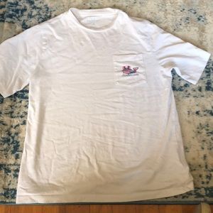 Boys vineyard vines T-shirt